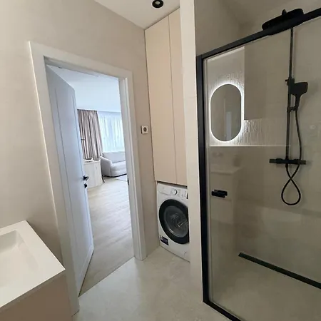 New With Private Parking , 10 Min Drive To & Self Check-in Lejlighed Klaipėda