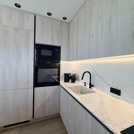 New With Private Parking , 10 Min Drive To & Self Check-in Lejlighed Klaipėda