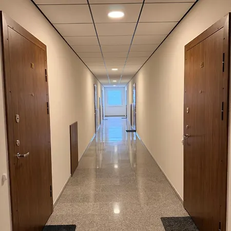 Lejlighed New With Private Parking , 10 Min Drive To & Self Check-in
